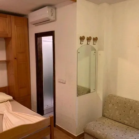 Lovely Mali Raj Vrsar